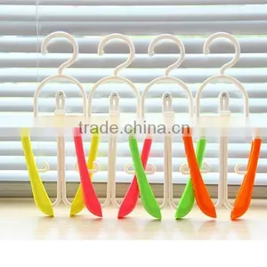 Business Travel Home Required Portable Folding Clothes Hangers Easy To Carry New thumbnail-6
