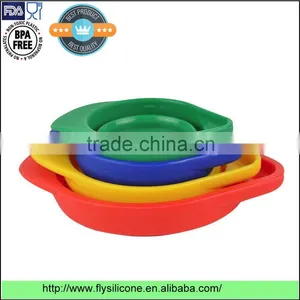 Hot Sale on Amazon Customized Logo 4 Pcs Premium Silicone Measuring Cups Set thumbnail-3
