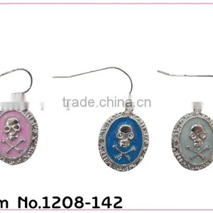 Latest Model Fashion Skull Earrings thumbnail-1
