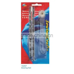 D&D Sewing Set Fashion Tracing Wheel Blistered On Card Sewing Kit Set thumbnail-1
