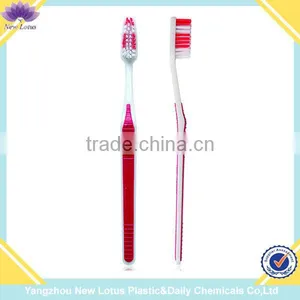 Disposable Cheap Hotel Toothbrush thumbnail-1