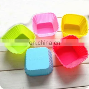 High Quality Colorful Baking Cupcakes in Silicone Cups or Paper Cups thumbnail-1
