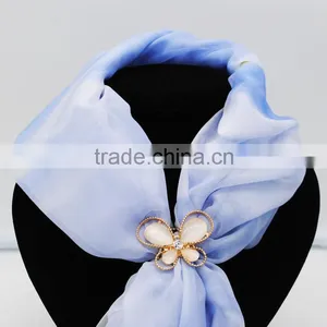 High Quality New Women's Elegant Alloy Shawl Buckle Gold Butterfly Silk Scarf Ring Clip thumbnail-3