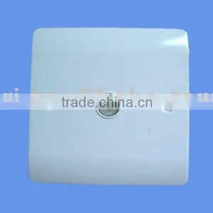 1 Gnag TV Socket thumbnail-1