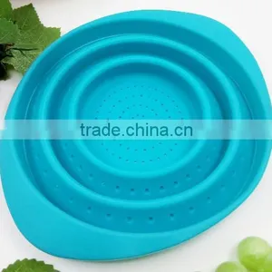 Collapsible Silicone Sieve Water Colander Strainer Vegetable Basket thumbnail-1