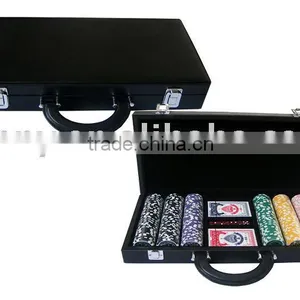 Leather Poker Chip Set for 300 Chips thumbnail-1