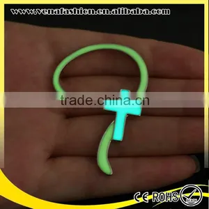 Glow Ear Cuff Cross Latest New Fashion Teen Earrings thumbnail-5