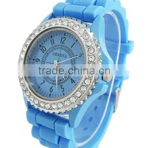 Famous Top Branded Classic Ladies Fashion Watches Quartz Movement Wris Watch Womens thumbnail-5