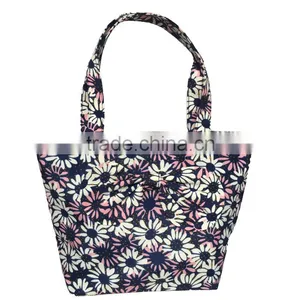 2016 Fancy Beautiful Hot Selling Korean Velvet Women Ladies Cosmetic Bag Factory thumbnail-6