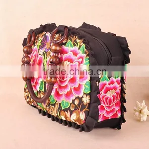 2016 the Most Popular Bohemian Style Ethnic Embroidery Woman Handbag thumbnail-3