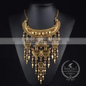 High Quality Vintage Rhinestone Chunky Statement Necklace Tin Alloy Fashion Women Pendant Necklace 6390150 thumbnail-2