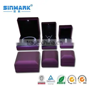 Customize Unique Engagement Ring Boxes ,leather Jewellery Boxes,necklace and Earring Gift Box thumbnail-1