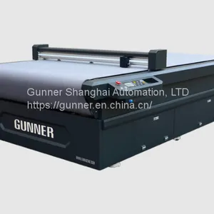 Gunner F Series Auto Fed Flatbed Digital Cutter Advertising Signs Flatbed Cutter Traffic Safety Sign Cutting Plotter thumbnail-1