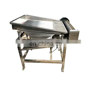 Vibrating Screen Green Pea Peeling Pod Removing Machine for Sale thumbnail-4