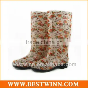 Rubber Rain Boot thumbnail-1