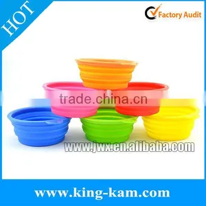 Silicone Pet Bowl for Outdoor Use thumbnail-1
