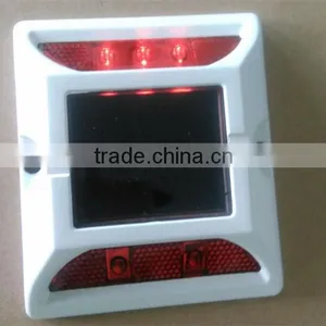 Flashing Solar Ground LED Aluminum Raised Pavement Road Marker thumbnail-6