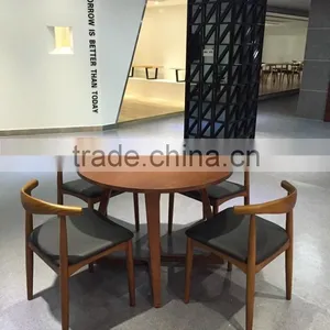 Round Solid Wood Table thumbnail-3