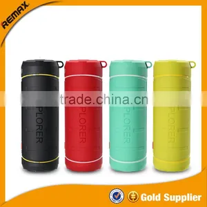 REMAX Sport Outdoor Bluetooth Speaker With Wireless Mic thumbnail-3