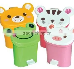 1.8L Cartoon Shape Plastic Dustbin thumbnail-1
