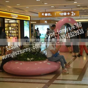 Big Fiberglass Flowerpot thumbnail-3