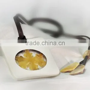 Buffalo Horn Necklace With Lacquered Finishing thumbnail-4
