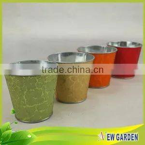 Functional High Quality Customized Designed Metal Hanging Flower Pots thumbnail-4