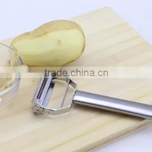 Good Quality Stainless Steel 4 in 1 Potato Peeler thumbnail-1