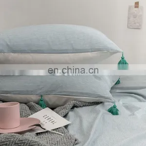 Factory Direct Sell Nordic Style Comforter Winter Bedding Set Cotton With Ball Fringe thumbnail-6