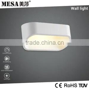 2016 Wholesale New Popular Designed 18W Makeup Mirror With Light thumbnail-5