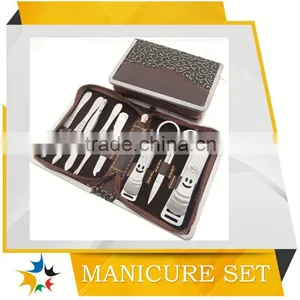 Mini Manicure and Pedicure Set thumbnail-1
