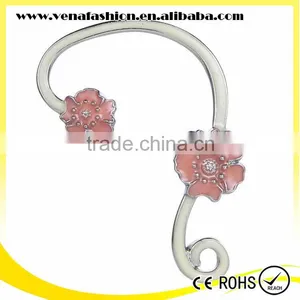 Flower Shaped Glow in the Dark Stud Alloy Earring thumbnail-5