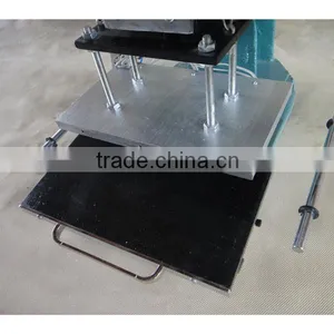 TAM-310-1Manual Hot Foil Stamping A4 Wedding Card Embossing Machine thumbnail-3
