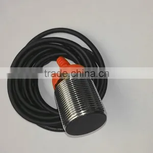 Big Cylindrical, 12~24VDC M30 Proximity Sensor, Position Sensor, NPN/PNP Offered, Can do 5v DC Working Voltage. thumbnail-3