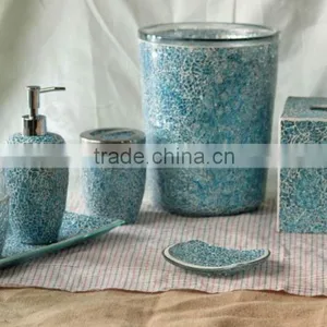 GLASS BATHROOM thumbnail-5