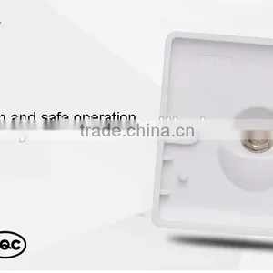 OEM Cheap Electrical White Bakelite Material 250v 10a tv Plug Socket thumbnail-4