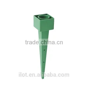 ILOT Automatic Plastic Plant Waterer thumbnail-2