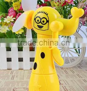 Cheap Plastic Mini Handy Dynamo Fan With Sprayer for Kids in Summer thumbnail-2