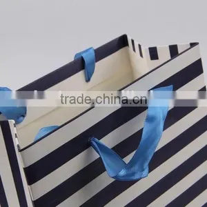Foldable Gift Bag With Stripe Pattern/ Shopping Paper Bag thumbnail-6