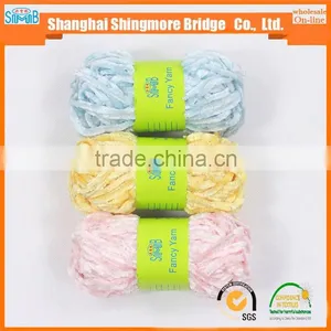 China Novelty Yarn Factory Best Selling Oeko Tex Certified 1/0.7Nm 100% Polyester Bright Reflective Color Velvet Chenille Yarn thumbnail-6