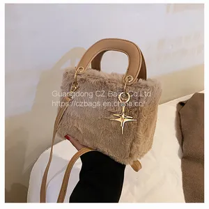 Winter Plush Bag Women's Bag 2021 New Fashion Messenger Bag Foreign Style Fashion Handbag Diana Bag thumbnail-3