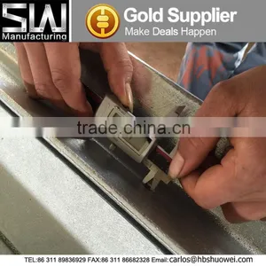 Hot-dipped Galvanized Equal Steel Angle Iron With Holes thumbnail-1