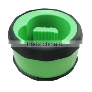 Twist Crack Rotary Nut Cracker thumbnail-3