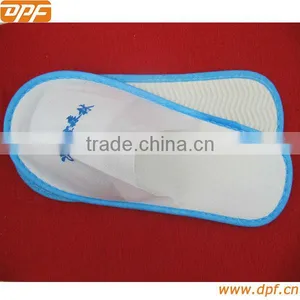Disposable Cheap Hotel Slippers Printed Customized Logo thumbnail-1