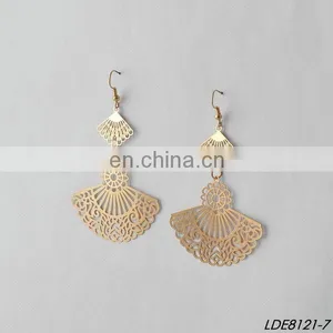 Filigree Earrings Metal Painting Fan Earrings thumbnail-2