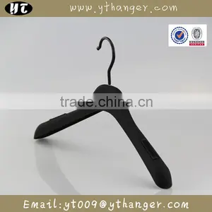 HA6984 White Nonslip Rubber Coated Hanger Plastic Shirts Hanger thumbnail-5