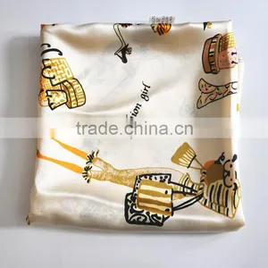 Customized Design 90*90cm Polyester Shiny Satin Material Printed Square Scarf thumbnail-1