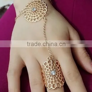Latest Gold Finger Ring Designs Hollow Sun Shape Gold Women's Finger Ring Bracelet thumbnail-4