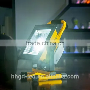 10w Rechargeable Emergency Flood Lights Spot Handle Constant Electric Lamp thumbnail-1
