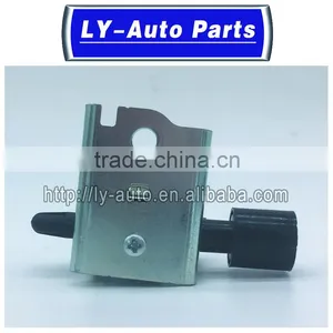 Vacuum Switching Valve For Toyota Land Cruiser Lexus IS200 25860-46010 2586046010 thumbnail-2
